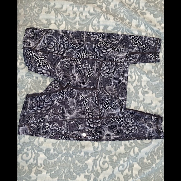 Lululemon speed up tight nouveau starlight NWOT - Picture 4 of 8